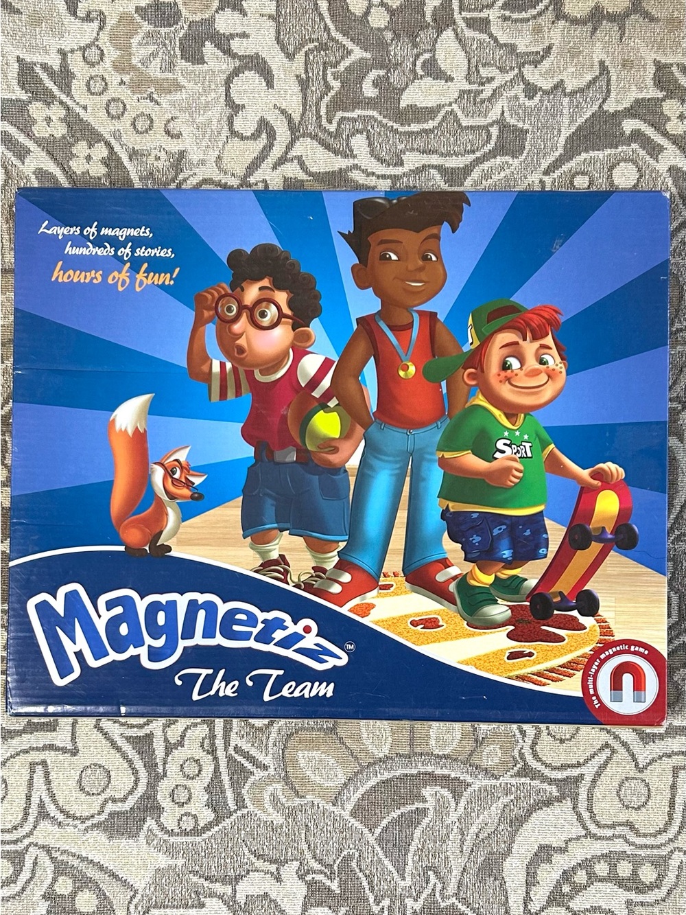 Magnetiz - The Team: A Multi-layer Magnetic Story Board with Magnets Grin-Box